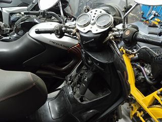 Piaggio Beverly 500 Cruiser 2010-thumb-2