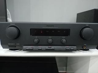 PHILIPS INTEGRATED STEREO CONTROL AMPLIFIER FA 920