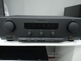 PHILIPS INTEGRATED STEREO CONTROL AMPLIFIER FA 920-thumb-1