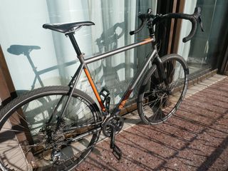 Genesis '24 croix de fer