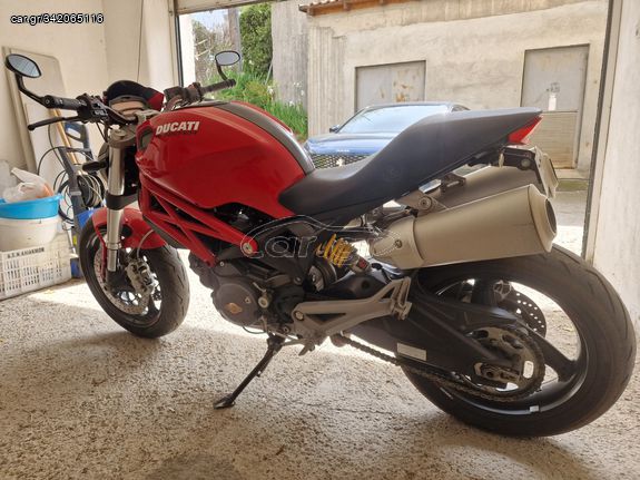 Ducati Monster 696 '09