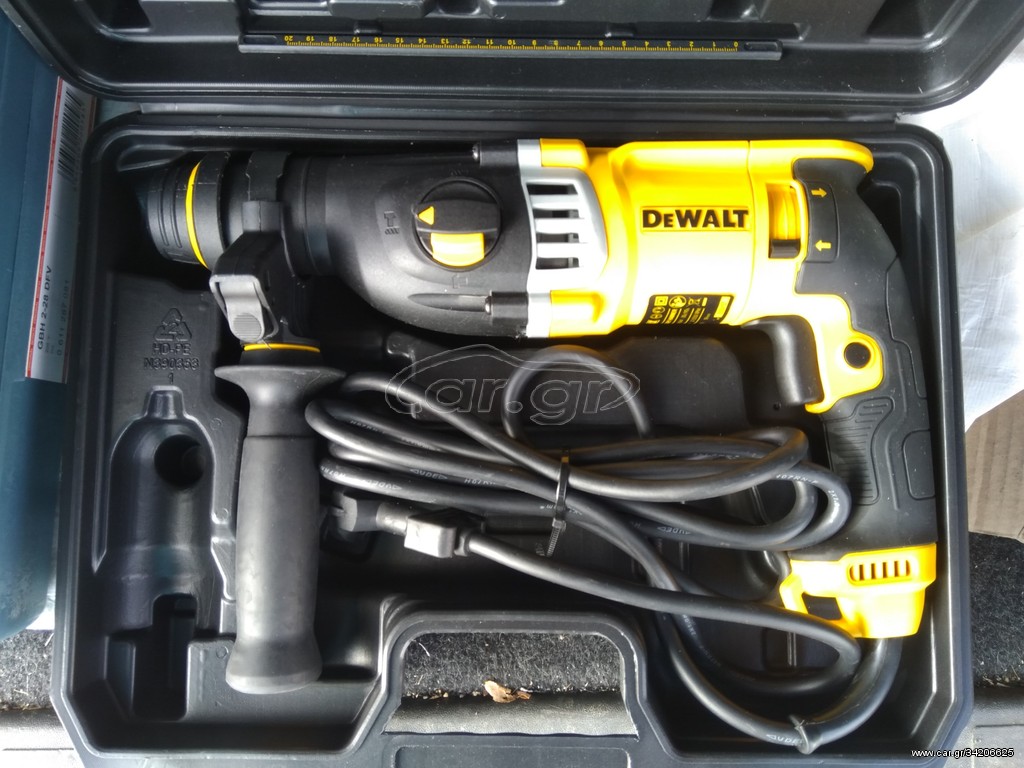 Κρουστικό δράπανο DeWalt