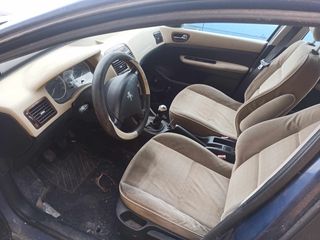 Peugeot 307  '06-thumb-2