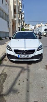 Volvo V40 Cross Country '19