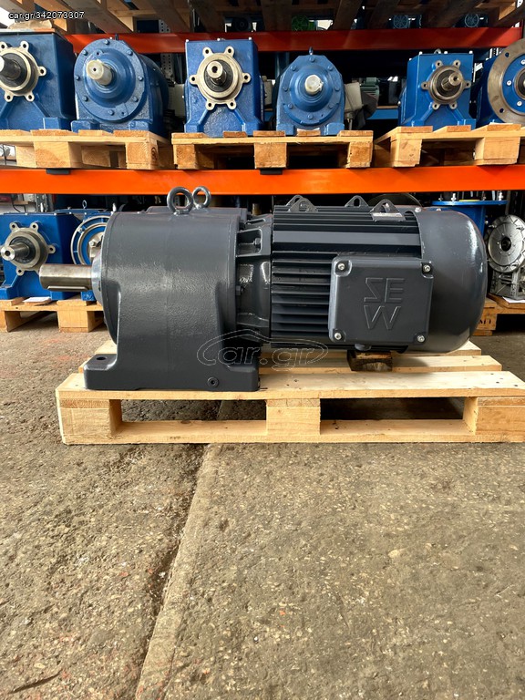 SEW ΜΕΙΩΤΗΡΑΣ 12/18KW(16/25HP) 155/232RPM