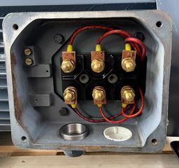 SEW ΜΕΙΩΤΗΡΑΣ 12/18KW(16/25HP) 155/232RPM-thumb-3