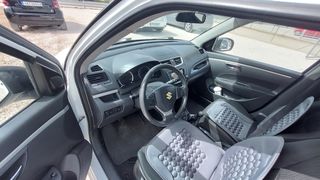 Suzuki Swift 2012 1.3 diesel-thumb-3