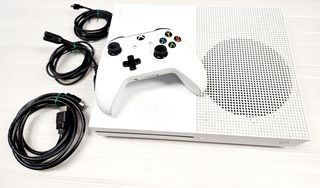 Microsoft Xbox One S 1TB White A 1681 ΜΕ ΧΕΙΡΙΣΤΗΡΙΟ Α9036 ΤΙΜΗ 120 ΕΥΡΩ