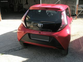 Toyota Aygo (X) 2018 1,0cc  5Θ. με γραμμάτια μεταξύ μας-thumb-6