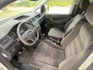 Volkswagen Caddy 2018-thumb-19