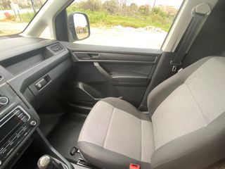 Volkswagen Caddy 2018-thumb-25