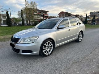 Skoda Octavia '10  Combi RS 1.4 TSI 