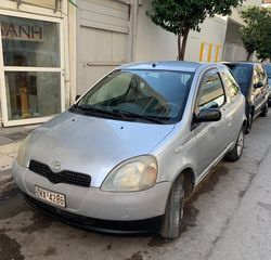 Toyota Yaris '03