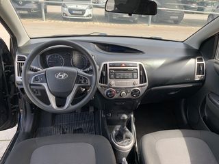 Hyundai i 20 2013-thumb-6