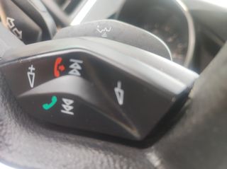 Ford C-Max 2011-thumb-5