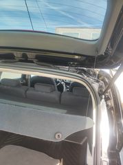 Ford C-Max 2011-thumb-23