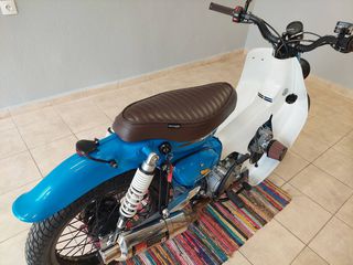 Honda C 2020 C 50-thumb-1