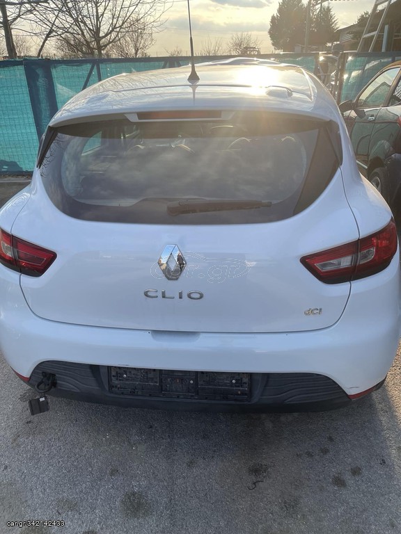 Renault Clio 2014 ΜΟΝΟ ΓΙΑ ΑΝΤΑΛΛΑΚΤΙΚΑ