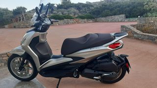 Piaggio Beverly 400 2021-thumb-1