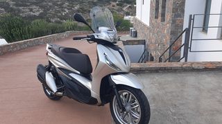 Piaggio Beverly 400 2021-thumb-2