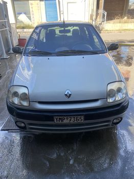 Renault Clio '02