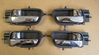 Εσωτερικά χερούλια από όλες τις πόρτες από Hyundai i20 2008-2014-thumb-1