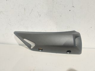 Μικρο καπάκι εξάτμισης από YAMAHA TMAX 530 2012-16