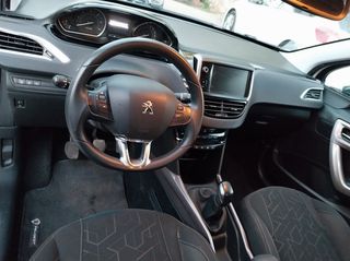Peugeot 2008 2016 1.6 BlueHDi 100 Style-thumb-6