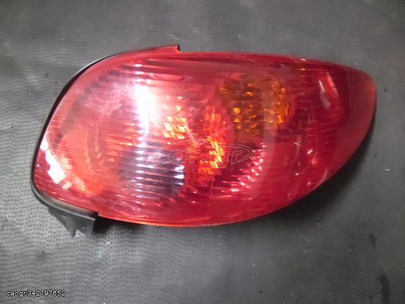 ΠΕΤΡΟΠΟΥΛΟΣ ΠΙΣΩ ΔΕΞΙ ΦΑΝΑΡΙ PEUGEOT 206 2003-