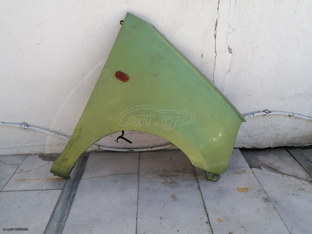 Φτερό εμπρός δεξί SUZUKI wagon 