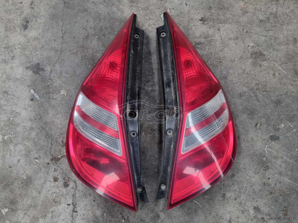 ΦΑΝΑΡΙΑ ΠΙΣΩ HYUNDAI i30