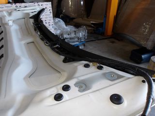 BMW X1 E84 ΚΑΠΟ ΕΜΠΡΟΣ-thumb-12