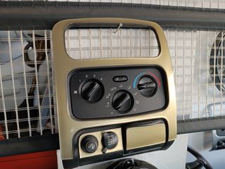 ΠΛΑΙΣΙΑ ΜΕ ΔΙΑΚΟΠΤΕΣ ΚΑΛΟΡΙΦΕΡ ΚΑΙ A/C AΠΟ JEEP CHEROKEE KAI GRAND CHEROKEE
