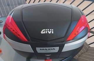 Top Case GIVI V56NN Maxia 4 Monokey