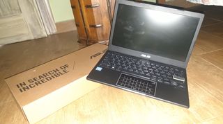 Asus Asus E210MA-GJ084TS 11.6" (Celeron Dual Core-N4020/4GB/128GB SSD/W10 Home) (GR Keyboard) 