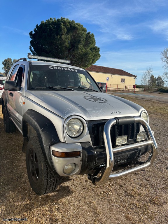 Jeep Cherokee  '05
