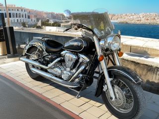 Yamaha WILD STAR 2000 Custom-thumb-1