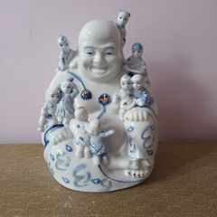 Βούδας πορσελάνης με παιδιά 14x12 εκ