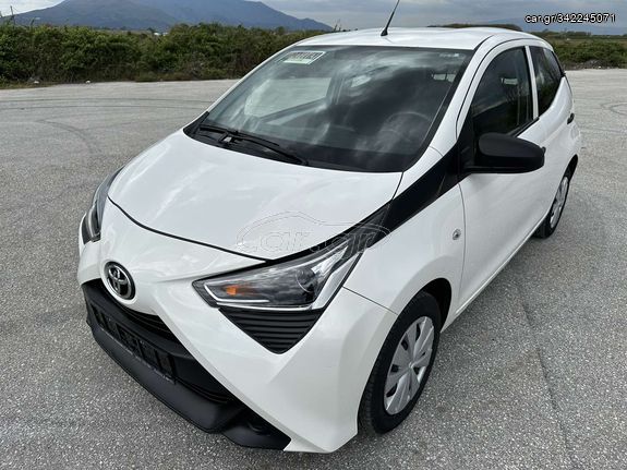 Toyota Aygo '21  1.0 x-play Navi Android 
