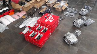 set pinia volan me lefko kai kitrino apo ta kalitera tis agoras gia honda c50 glx astrea dax chaly z50j monkey Z50R Gorilla lifan skyteam MODIFYING GARAGE "since1993" TAKEGAWAGR - 4miniracingparts,gr-thumb-86