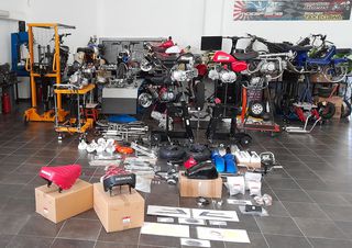 set pinia volan me lefko kai kitrino apo ta kalitera tis agoras gia honda c50 glx astrea dax chaly z50j monkey Z50R Gorilla lifan skyteam MODIFYING GARAGE "since1993" TAKEGAWAGR - 4miniracingparts,gr-thumb-52