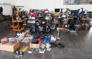 set pinia volan me lefko kai kitrino apo ta kalitera tis agoras gia honda c50 glx astrea dax chaly z50j monkey Z50R Gorilla lifan skyteam MODIFYING GARAGE "since1993" TAKEGAWAGR - 4miniracingparts,gr-thumb-58