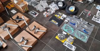 set pinia volan me lefko kai kitrino apo ta kalitera tis agoras gia honda c50 glx astrea dax chaly z50j monkey Z50R Gorilla lifan skyteam MODIFYING GARAGE "since1993" TAKEGAWAGR - 4miniracingparts,gr-thumb-62