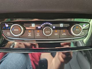 Opel Grandland X 2019 1.5 Diesel Innovation-thumb-48
