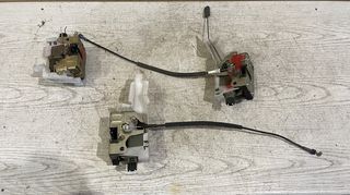 Ηλεκτρομαγνητικές κλειδαριές οδηγού-συνοδηγού και πίσω αριστερής πόρτας από Renault Clio I 1998-2006