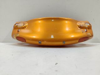 Gilera Runner 180 μπροστινο καπάκο τιμονιού 