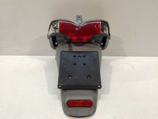 Gilera Runner 180 φανάρι πίσω κ φτερό 