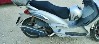 Piaggio Beverly 500 2005-thumb-3