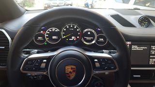 Porsche Cayenne 2018 E-Hybrid-thumb-32