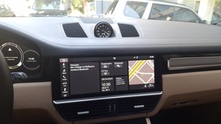 Porsche Cayenne 2018 E-Hybrid-thumb-36